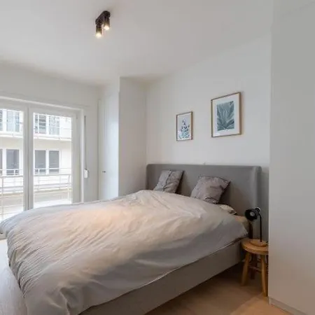 Velasquez 0303 * Nieuwpoort